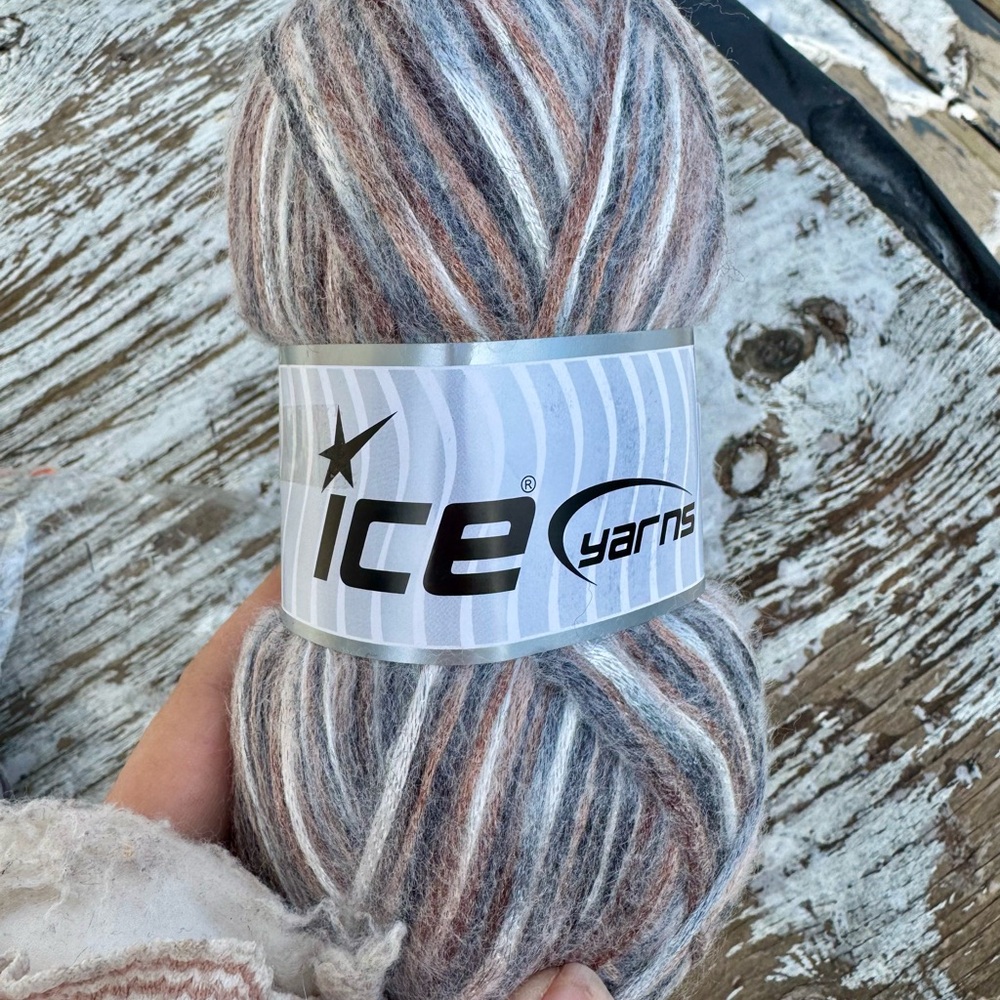 4 Ice Yarns Multicolor Fiber Art Yarn